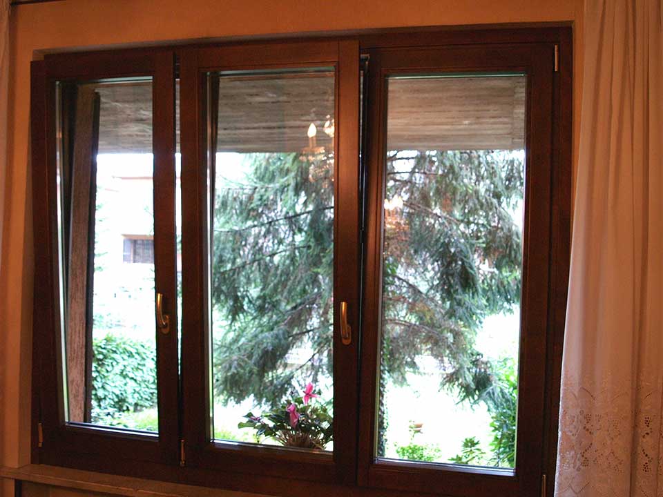 Finestre in legno lamellare