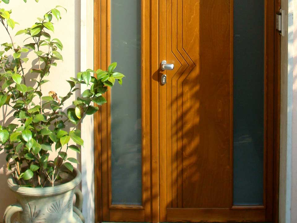 Portoncino in legno