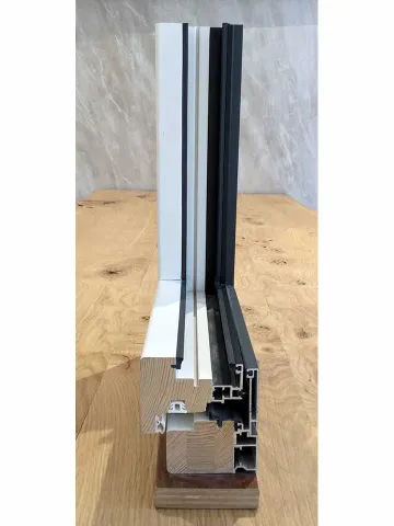 Campione legno-alluminio modello Novaplan