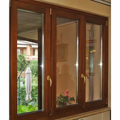 Finestre in legno lamellare