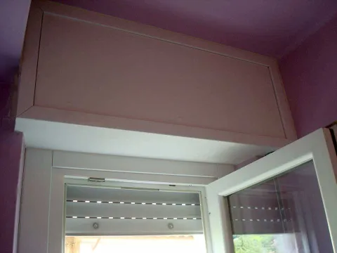 Portafinestra in PVC bianco "Kommerling Eurofutur" con cassonetto in legno copri-avvolgibile