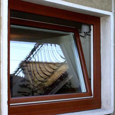 Finestra in legno-alluminio