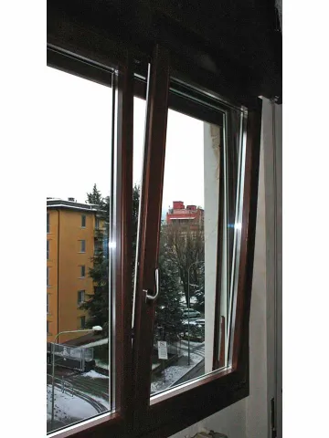 Finestra in legno-alluminio