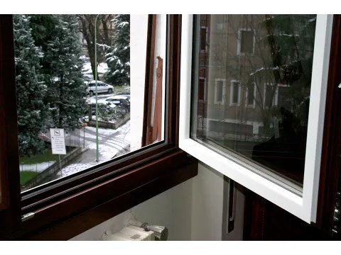 Finestra in legno-alluminio