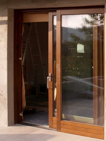 Portafinestra scorrevole in legno