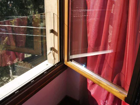 Finestra in legno lamellare