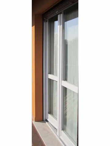 Portefinestra in PVC bianco Aluplast Ideal 4000