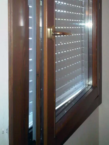 Finestra in legno-alluminio